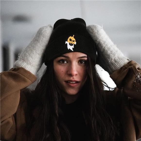 Warm Cuffed Beanie Hats for Men Women Skull Leather Patch Hat Soft Ski Knit hat